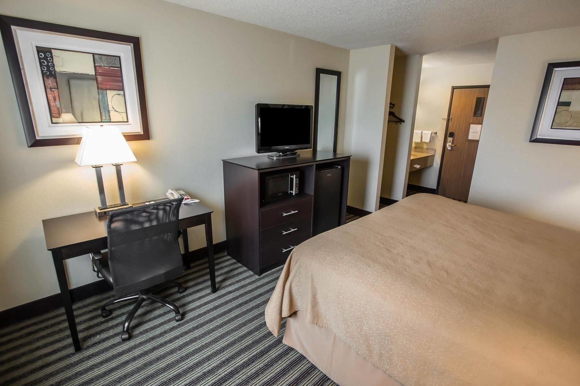 Quality Inn Chesterton Near Indiana Dunes National Park I-94 Luaran gambar